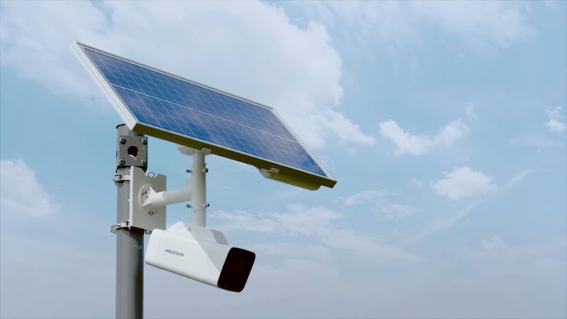 Camera Dùng Năng Lượng Mặt Trời