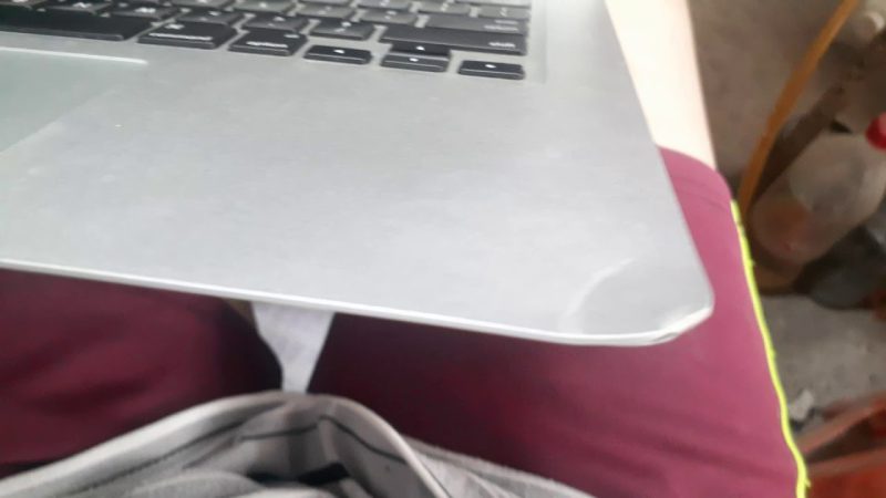 Laptop Bị Cong Vênh