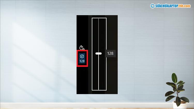 Nhấn vào biểu tượng Brightness để điều chỉnh độ sáng 