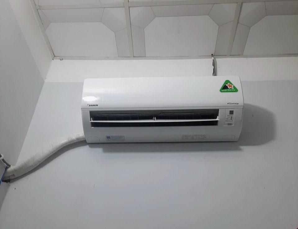 Nhu cầu sửa chữa, vệ sinh máy lạnh được nhiều người quan tâm